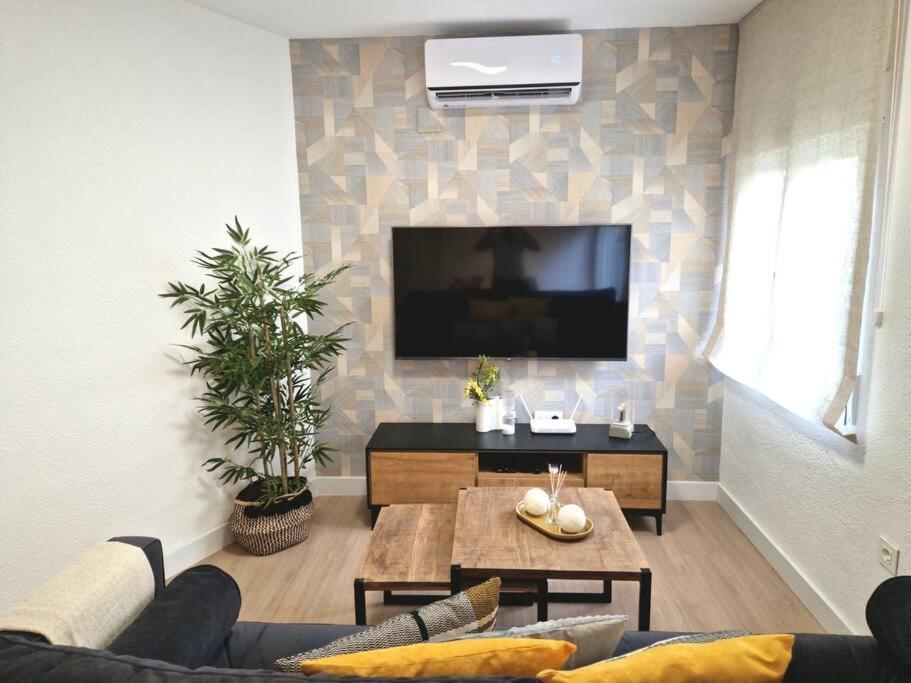 Apartamento Plaza Cervantes Apartment Jaen Exterior photo