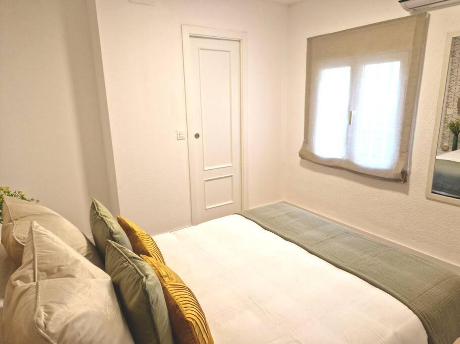 Apartamento Plaza Cervantes Apartment Jaen Exterior photo