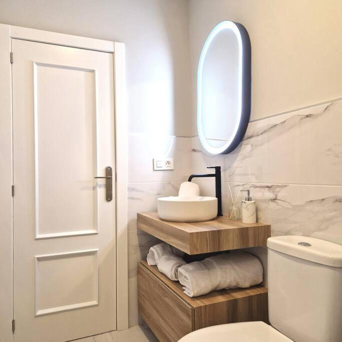 Apartamento Plaza Cervantes Apartment Jaen Exterior photo