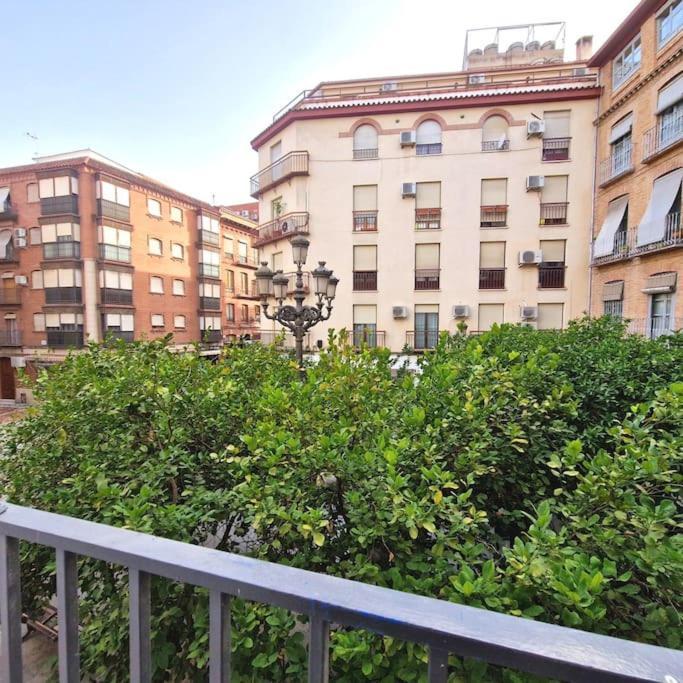 Apartamento Plaza Cervantes Apartment Jaen Exterior photo